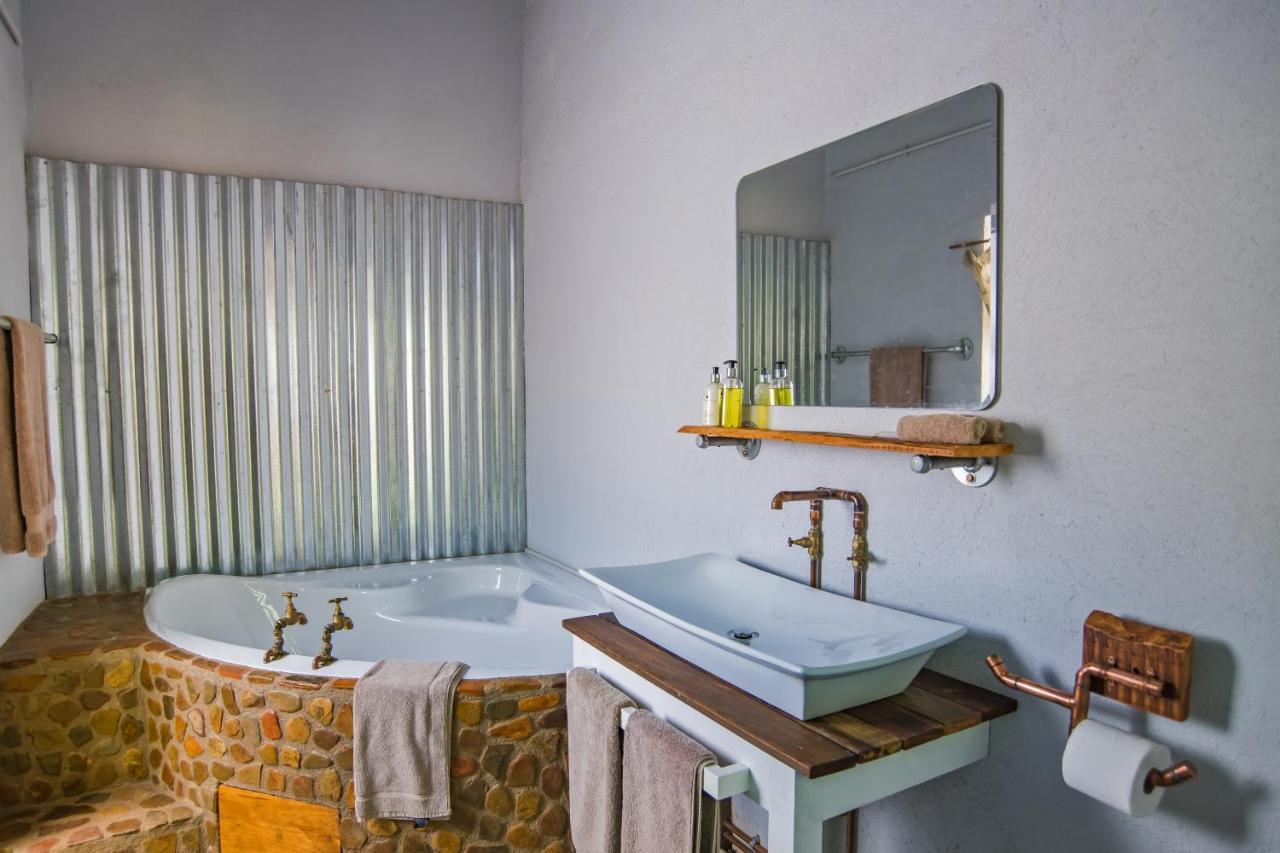 Caracal Lodge Alkmaar Екстер'єр фото