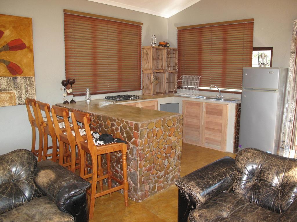 Caracal Lodge Alkmaar Екстер'єр фото